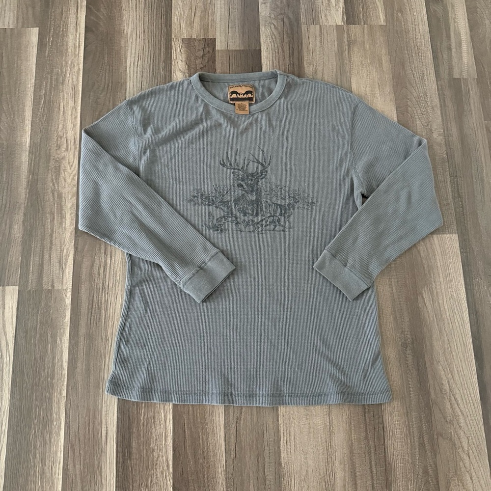 Buckhorn river Men's Gray Long Sleeve Shirt with Deer Graphic